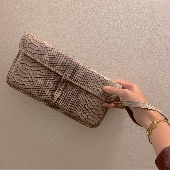 Club Monaco snakeskin leather clutch - Picture 1 of 2
